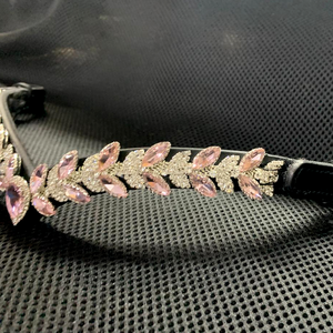 Élégante muserolle de cheval en cristal rose en forme de V, cousue main, personnalisable, en cuir véritable, à changement rapide, pour l'équitation, avec strass - Product Image 5