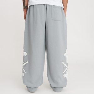 Pantalones Deportivos de Hombre, Estilo Baggy, con Cordón en la Cintura, Color Gris Jaspeado, Ecológicos, con Apliques de Letras en Blanco sobre Cuero, para Streetwear - Product Image 2