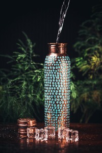 Botella de Agua de Cobre con Acabado Oscuro, Botella de Agua de Cobre Color Chocolate, Botella de Agua de Cobre con Acabado Sólido, Botella de Cobre para Uso al por Mayor - Product Image 6