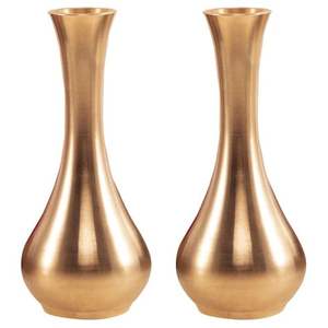 Florero dorado de alta calidad, construcción robusta, ideal para tallos florales altos y arreglos espectaculares. - Product Image 1