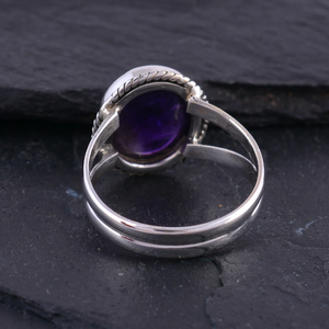 Anillo de Compromiso Clásico de Plata de Ley 925 con Corte Ovalado de Amatista Morada en Engaste de Bisel, Regalo de Aniversario de Bodas, Joyería Elegante - Product Image 3