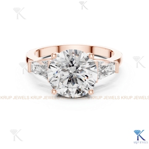 Anillo de Compromiso de 3 Piedras, Corte Redondo y Baguette, Oro Sólido, Diamante CVD Cultivado en Laboratorio - Product Image 5