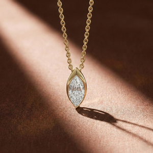 Colgante de compromiso con diamante cultivado en laboratorio de 1.25 quilates, corte brillante ovalado, chapado en oro de 14 quilates, joyería de lujo para mujer, certificado IGI - Product Image 1