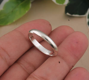 Bague minimaliste simple en argent sterling 925 empilable pour femme, idéale pour les fêtes et le quotidien – Fournisseur en gros de bijoux - Product Image 3