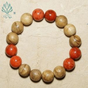 สร้อยข้อมือไม้กฤษณาเวียดนามยอดนิยมสำหรับลูกค้า รุ่น Unisex AL-SD-0054-12 ประดับด้วยลูกปัดไม้กฤษณาธรรมชาติ 11 เม็ด และลูกปัดปะการังสีแดง 6 เม็ด ขนาด 12 มม. - Product Image 4