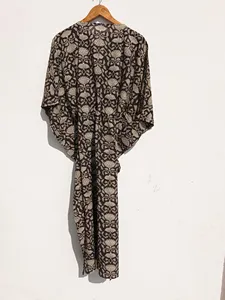 Vestido Kaftán de Algodón con Estampado Floral Hecho a Mano, Estilo Bohemio para Mujer, Cuello en V Profundo, Corte Holgado, Ideal para Vacaciones y Playa - Product Image 6