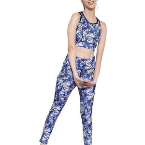Ensembles de yoga pour femmes en Spandex/Polyester, motif uni, taille élastique, logo avant, respirant, ensemble 2 pièces, meilleures ventes - Product Image 1