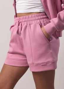 Conjunto de Dos Piezas de Algodón Beige para Mujer con Logotipo Personalizado: Top Corto con Cordones y Pantalones Cortos para Uso Casual - Product Image 2