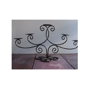 Lanterne porte-bougie en métal avec structure en fer durable pour centres de table de jardin, événements familiaux, dîners et réunions - Product Image 4