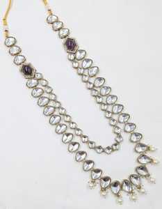 Ensemble de collier long Kundan double couche de luxe avec perles, or antique, pour mariages et fêtes, collection de bijoux ethniques - Product Image 4