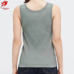 เสื้อกล้ามผู้หญิงที่ได้รับแรงบันดาลใจจากเทรนด์แฟชั่น เสื้อผ้าไร้แขนระบายอากาศได้ดีสำหรับการออกกำลังกายและสวมใส่สบายในชีวิตประจำวันช่วงฤดูร้อน - Product Image 4