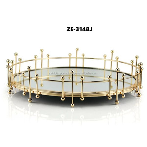 Zahid Exports - Bandeja Multifuncional de Metal de Estilo Rústico, Decoración Moderna para la Mesa, Decoración Artesanal para Navidad - Product Image 2