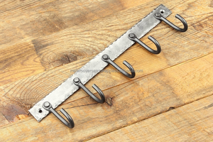 Porte-clés mural moderne en fer forgé peint à la main pour l'entrée de la maison - Product Image 5