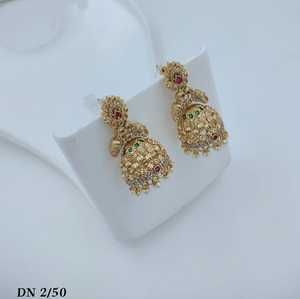 High Quality Latest Designed Ethnic Traditional Gold Plated Kundan-<b>Studded</b> Paisley Design Temple Jhumka Earrings Crystal Gift - Product Image 1