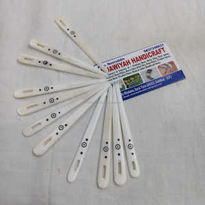 Aiguille en os sculptée, outils de crochet et de tricot durables faits à la main pour artisans, projets de bricolage et artisanat traditionnel - Product Image 3