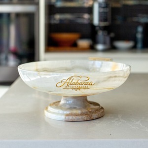Tazón para Dátiles de Mármol Blanco Alabanza con Base de Cobre, Plato para Servir Hecho a Mano para Ramadán - Product Image 3