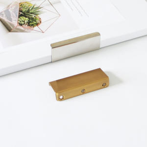Precio al por mayor Tirador de borde de aleación de zinc de 102 mm para muebles de cocina, baño y mesitas de noche, herrajes minimalistas - Product Image 4