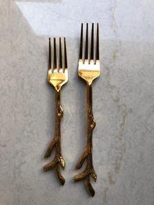 Fourchette de luxe artisanale en laiton pur finition mate style branche pour la table - Product Image 5