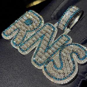 Colgante Personalizado con Letra RNS, Moissanita Azul VVS1, Corte Brillante Redondo, Estilo Hip Hop, para Hombre, Plata de Ley 925, Chapado en Oro de 18K - Product Image 4