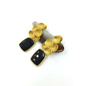 Boucles d'oreilles en onyx noir plaqué or 18 carats, faites à la main, avec un design tendance, vente en gros - Product Image 6