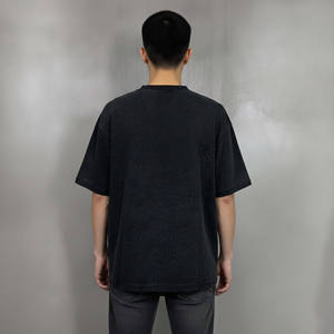 เสื้อยืดผู้ชายทรงหลวม ผ้าคอตตอนถัก 100% ซักกรด ขนาดใหญ่พิเศษ ระบายอากาศได้ดี ไม่ยับง่าย น้ำหนัก 220 กรัม เป็นมิตรต่อสิ่งแวดล้อม พร้อมสกรีนโลโก้ตามสั่ง - Product Image 3