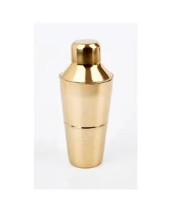 Le shaker à cocktails en acier inoxydable brillant ajoute une touche de luxe à votre collection d'accessoires de bar. - Product Image 3