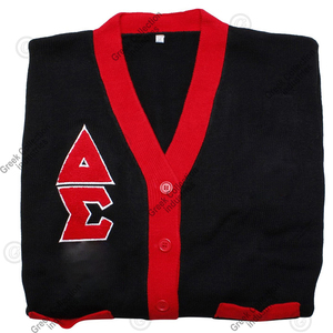 เสื้อคาร์ดิแกนไหมพรมอะคริลิกนุ่มแบบวาร์ซิตี้สำหรับชมรมนักเรียนหญิง HBCU  แบบกำหนดเองสำหรับชมรมเดลต้า DST สีดำแดง เสื้อสเวตเตอร์ไหมพรมสำหรับผู้หญิง - Product Image 2