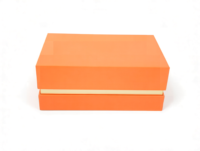 Boîte cadeau rigide en papier artistique orange de luxe sur mesure, deux pièces, avec insert en mousse EVA, gaufrée, pour parfum, huile essentielle, cosmétiques électroniques