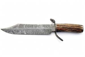 Cuchillo de Colección de Hoja Fija de Acero de Damasco con Patrón de Plumas Hecho a Mano y Personalizado – Mango de Asta de Ciervo - Product Image 2