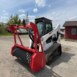 Minicargadora Bobcat de Alto Rendimiento con Accesorio Triturador Forestal para Desbroce y Procesamiento de Matorrales - Product Image 4