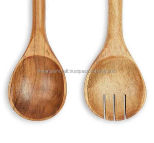 Cuchara de madera hecha a mano para cocinar, hornear y usar en la cocina, hecha de madera natural sostenible - Product Image 6