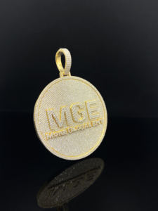 Colgante Personalizado de Hip Hop con Diamantes de Imitación, Chapado en Oro, Estilo Ice Hustle - Product Image 4