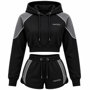 Ensemble décontracté deux pièces pour femme : short et crop top à capuche, couleur unie, en velours de coton lavé, respirant, coupe ample, longueur genou, personnalisable - Product Image 6