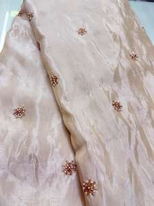 Tela Premium Transpirable de Secado Rápido, Ecológica, Estampada, Tejida en Viscosa Cosmos, con Cuentas Originales Bordadas, Khushi - Product Image 3