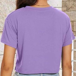 เสื้อครอปพิมพ์ลายแฟชั่นสำหรับผู้หญิง สไตล์ลำลองแนวสตรีท ฤดูร้อน รับสกรีนโลโก้ด้านหน้า - Product Image 6