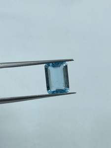 Colgante de Aguamarina Natural de Diseño con Piedra Central Elegante Azul Claro, Piedra Suelta en Oferta por Exportador - Product Image 4