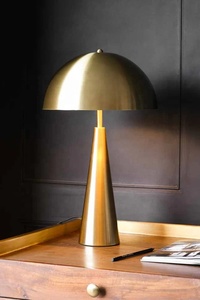 Lámpara de Mesa Metálica Golden Dome con Acabado de Hierro Cepillado, Pantalla en Forma de Hongo, Iluminación Ambiental Cálida para Decoración de Hogar de Lujo - Product Image 2