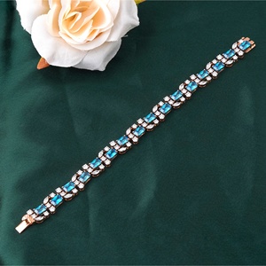 สร้อยข้อมือเทนนิสโรสโกลด์ 14K ประดับเพชร CZ ทรงกลมมาร์คีส์สีน้ำเงิน 4.49 กะรัต ผลิตในห้องปฏิบัติการ  เครื่องประดับเพชรแฟชั่น - Product Image 4