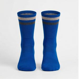 Calcetines de Ciclismo Premium, Antiampollas, Deportivos, Bajo MOQ, Transpirables, para Ciclismo de Carretera y Montaña, Duraderos, Ajuste Personalizado - Product Image 1