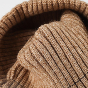 Gorros de Punto Personalizados al por Mayor, de Spandex/Algodón, Cálidos para Invierno, con Estampado de Goma en Relieve, Ajustables, Unisex, OEM/ODM, Marca Privada de Fábrica - Product Image 5