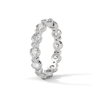 Anillo de Eternidad Atemporal en Plata con Acabado en Oro Blanco, Esmeraldas Baguette y Diamantes Creados en Laboratorio, Apilable - Product Image 2