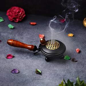 Brûleur d'encens en métal artisanal unique avec motifs découpés au laser pour cadeau religieux et décoration intérieure à prix de gros en Inde - Product Image 6