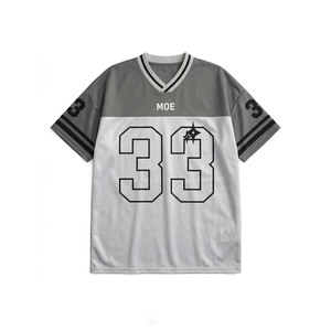 Maillot de football américain classique personnalisé OEM en maille respirante par sublimation pour équipe de football de rue, fabrication de vêtements de football - Product Image 1