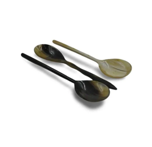 Bol décoratif en corne de buffle de boeuf indien avec cuillère de service Nouveau design Bol en corne de service à salade artisanal - Product Image 1