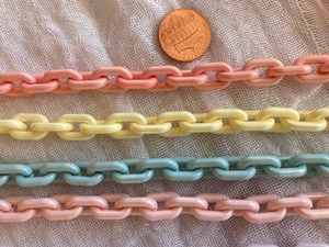 Décoration murale en chaîne maillons personnalisée faite à la main en résine acrylique pour la maison, les entreprises, les mariages, Noël – La pièce la plus adorable - Product Image 3