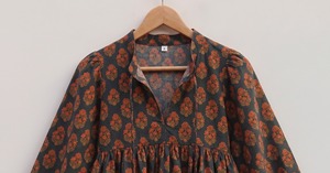 เสื้อกล้ามผู้หญิงผ้าฝ้ายป้องกันขนร่วง พิมพ์ลายบาติกแบบแฮนด์บล็อก สไตล์โบโฮลำลอง เหมาะสำหรับเป็นของขวัญ ขายส่งจากผู้ผลิต - Product Image 3
