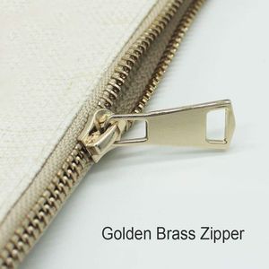 Monogramma Floreale Personalizzato per Borsa da Toilette, Astuccio Cosmetico da Viaggio Personalizzato con Iniziali 'Init' - Product Image 3