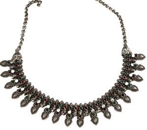 Parure de bijoux ethnique bohème pour amoureux, avec collier ras-du-cou et boucles d'oreilles, sertis clos, en onyx et plaqué argent antique, pour mariage et fiançailles - Product Image 1