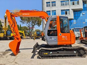 Mini-excavatrice hydraulique sur chenilles 4x4 Hitachi ZX75US-5N d'origine, machine de construction compacte pour les travaux de terrassement - Product Image 2