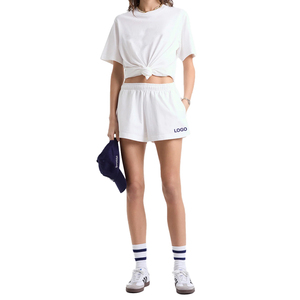 Pantalones Cortos Deportivos Vintage Personalizados para Mujer, con Bordado del Escudo, de Felpa de Algodón Premium de 450 GSM, Cintura Elástica, OEM - Product Image 4
